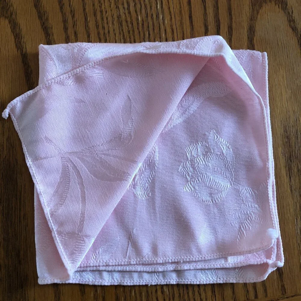 Set of 4 Pink Damask Floral Napkins Square 17"x17" Spring Wedding Party Decor - Picture 5 of 6